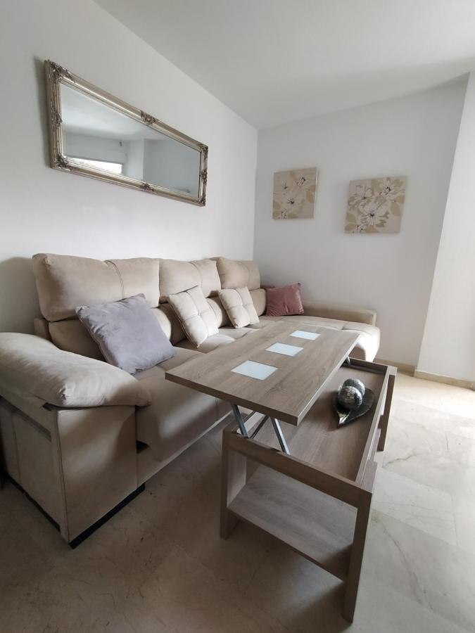Lovely Apartment In Torremolinos Views Of The Sea, Pool, Terrace, Sofa Bed And Fully Equipped Kitchen Eksteriør bilde