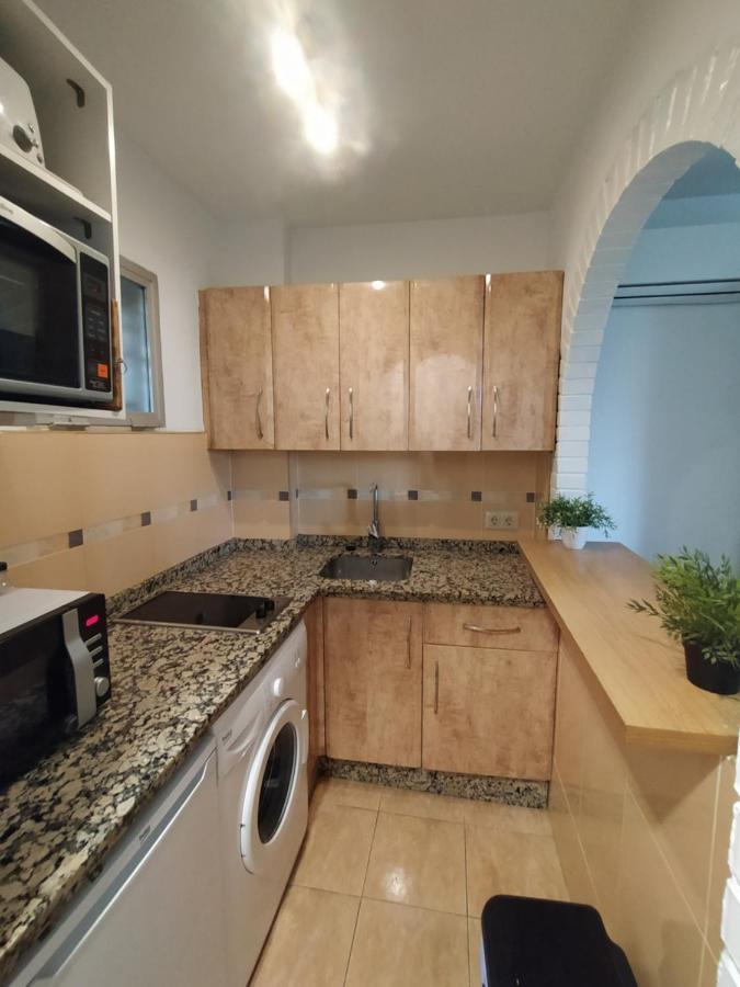 Lovely Apartment In Torremolinos Views Of The Sea, Pool, Terrace, Sofa Bed And Fully Equipped Kitchen Eksteriør bilde