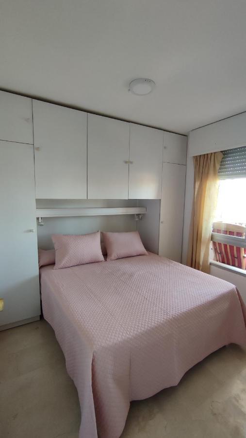 Lovely Apartment In Torremolinos Views Of The Sea, Pool, Terrace, Sofa Bed And Fully Equipped Kitchen Eksteriør bilde