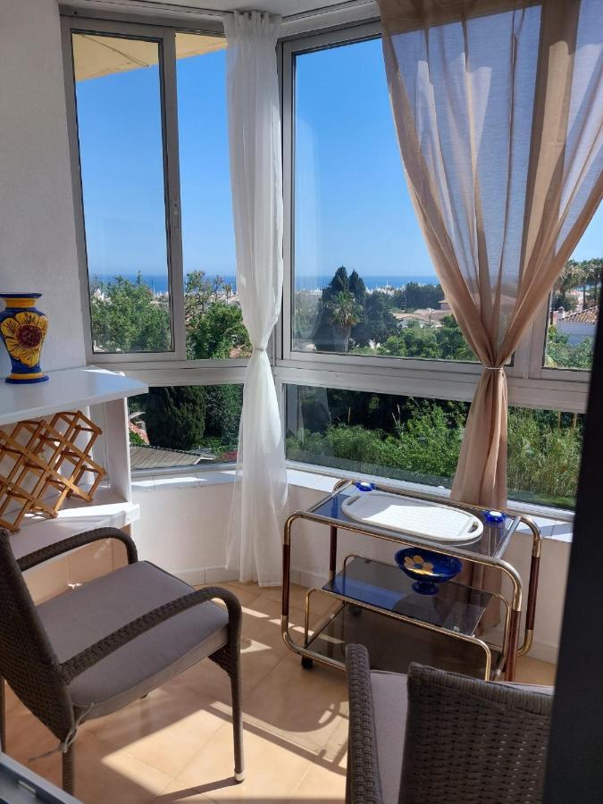 Lovely Apartment In Torremolinos Views Of The Sea, Pool, Terrace, Sofa Bed And Fully Equipped Kitchen Eksteriør bilde