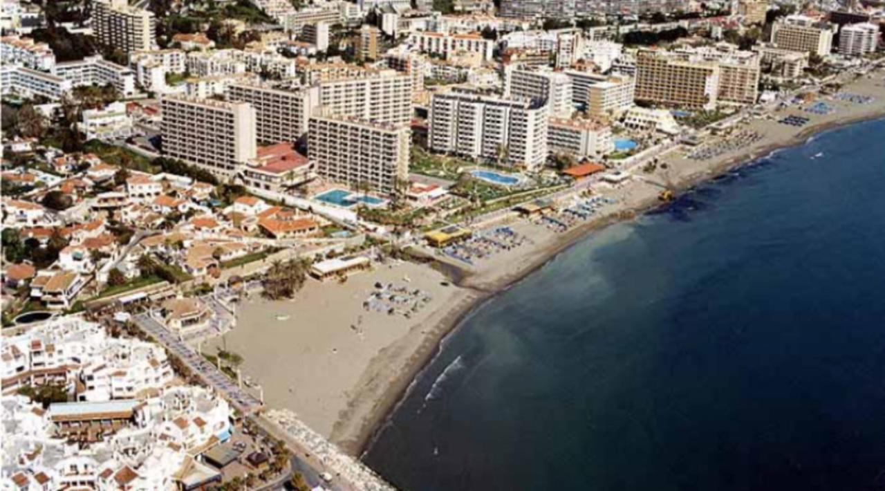 Lovely Apartment In Torremolinos Views Of The Sea, Pool, Terrace, Sofa Bed And Fully Equipped Kitchen Eksteriør bilde